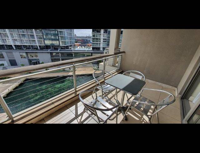 0.5 BEDROOM APARTMENT RENTED IN FORESHORE